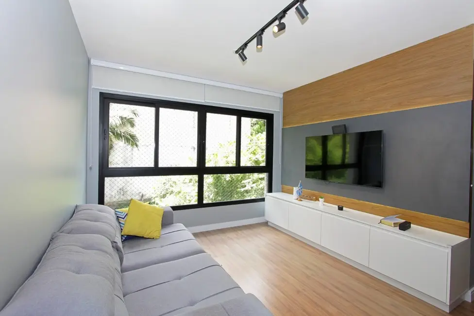 Apartamento com 3 quartos à venda, 101m2 em Menino Deus, Porto Alegre - RS - imagem 8 Foto 8 de Apartamento com 3 quartos à venda, 101m2 em Menino Deus, Porto Alegre - RS