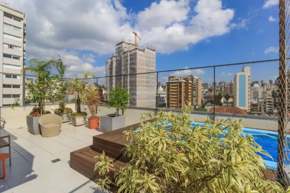 Foto 2 de Apartamento com 3 quartos à venda, 200m2 em Auxiliadora, Porto Alegre - RS