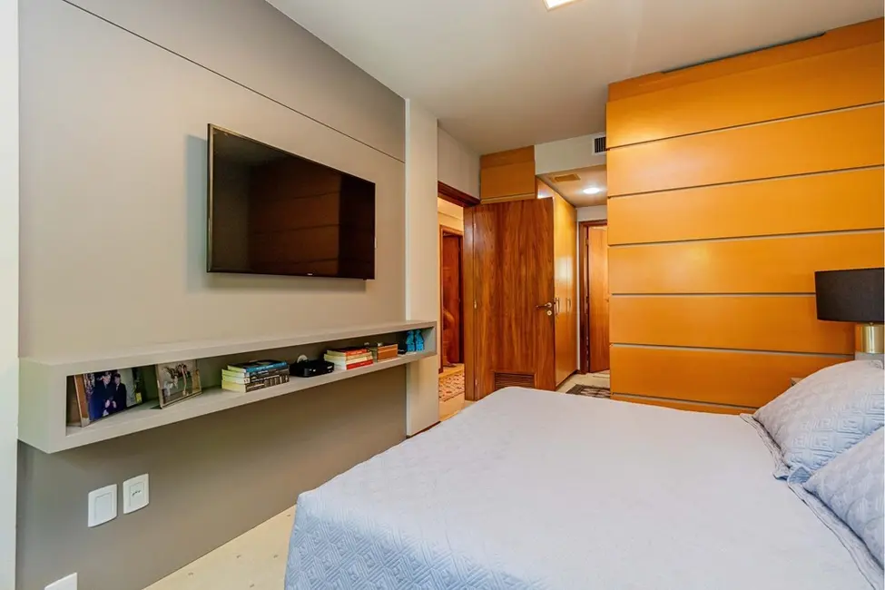 Foto 5 de Apartamento com 3 quartos à venda, 158m2 em Rio Branco, Porto Alegre - RS