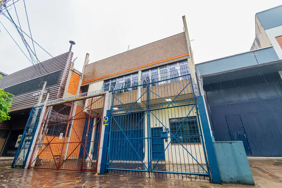 Foto 1 de Armazém / Galpão à venda, 580m2 em Navegantes, Porto Alegre - RS