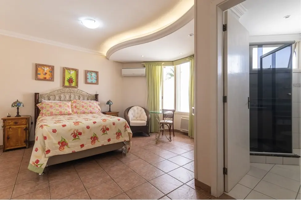 Foto 7 de Casa de Condomínio com 4 quartos à venda, 245m2 em Boa Vista, Porto Alegre - RS