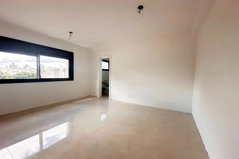 Apartamento com 3 quartos à venda, 117m2 em Petrópolis, Porto Alegre - RS - imagem 7 Foto 7 de Apartamento com 3 quartos à venda, 117m2 em Petrópolis, Porto Alegre - RS