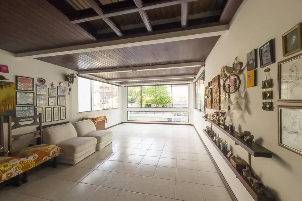 Foto 5 de Casa com 3 quartos à venda, 285m2 em Bela Vista, Porto Alegre - RS