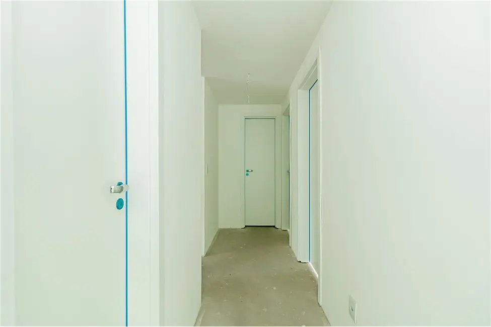 Apartamento com 3 quartos à venda, 227m2 em Menino Deus, Porto Alegre - RS - imagem 9 Foto 9 de Apartamento com 3 quartos à venda, 227m2 em Menino Deus, Porto Alegre - RS