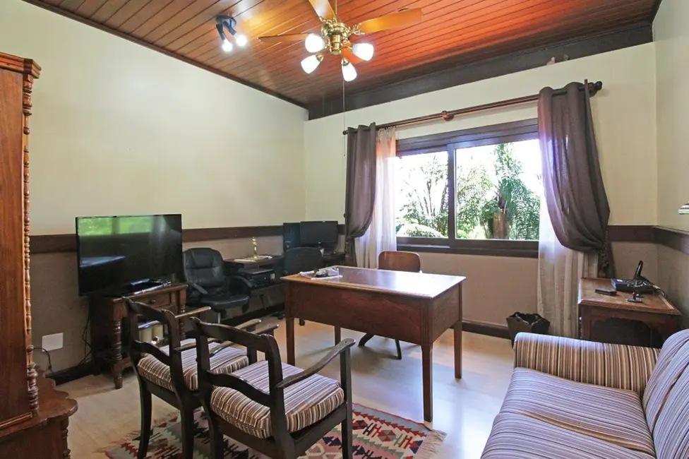 Casa de Condomínio com 4 quartos à venda, 450m2 em Santa Tereza, Porto Alegre - RS - imagem 7 Foto 7 de Casa de Condomínio com 4 quartos à venda, 450m2 em Santa Tereza, Porto Alegre - RS