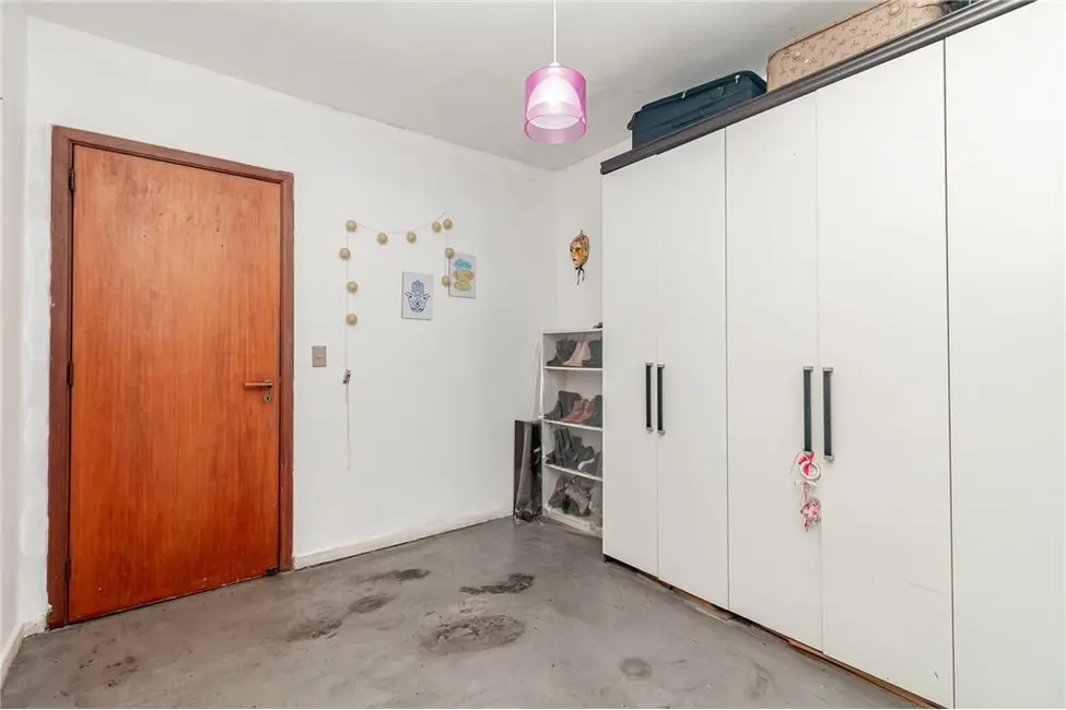 Foto 2 de Casa com 6 quartos à venda, 390m2 em Boa Vista, Porto Alegre - RS