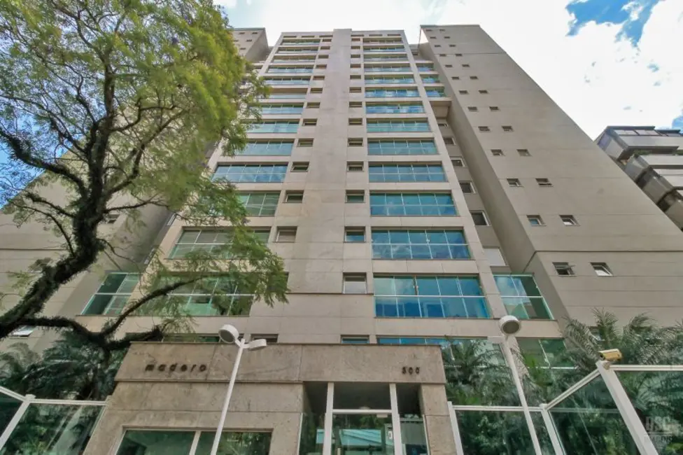 Apartamento com 3 quartos à venda, 165m2 em Bela Vista, Porto Alegre - RS - imagem 1 Foto 1 de Apartamento com 3 quartos à venda, 165m2 em Bela Vista, Porto Alegre - RS