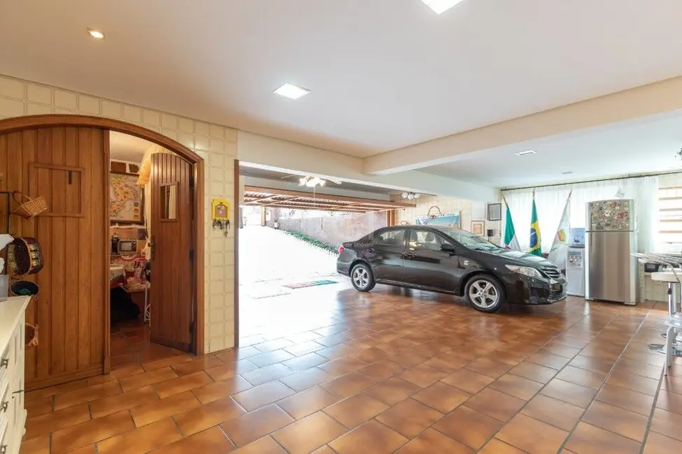 Foto 3 de Casa com 4 quartos à venda, 725m2 em Vila Assunção, Porto Alegre - RS