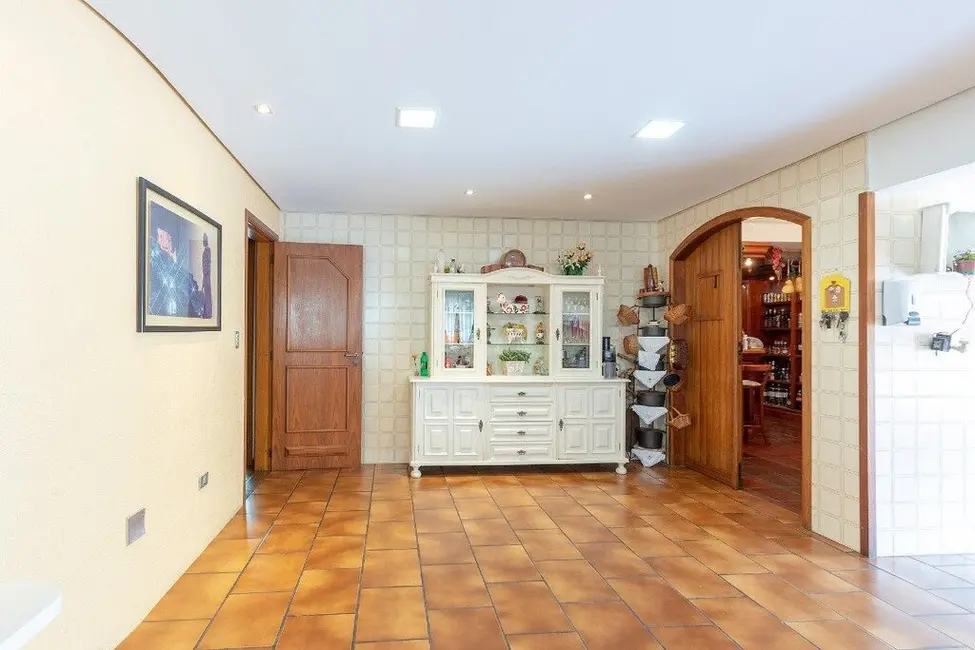 Foto 2 de Casa com 4 quartos à venda, 725m2 em Vila Assunção, Porto Alegre - RS