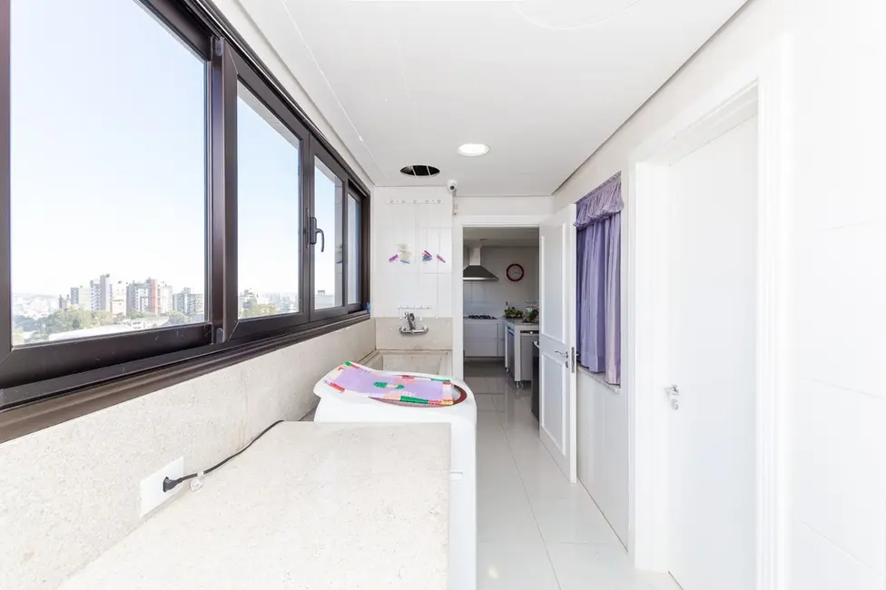 Foto 6 de Apartamento com 4 quartos à venda, 365m2 em Bela Vista, Porto Alegre - RS