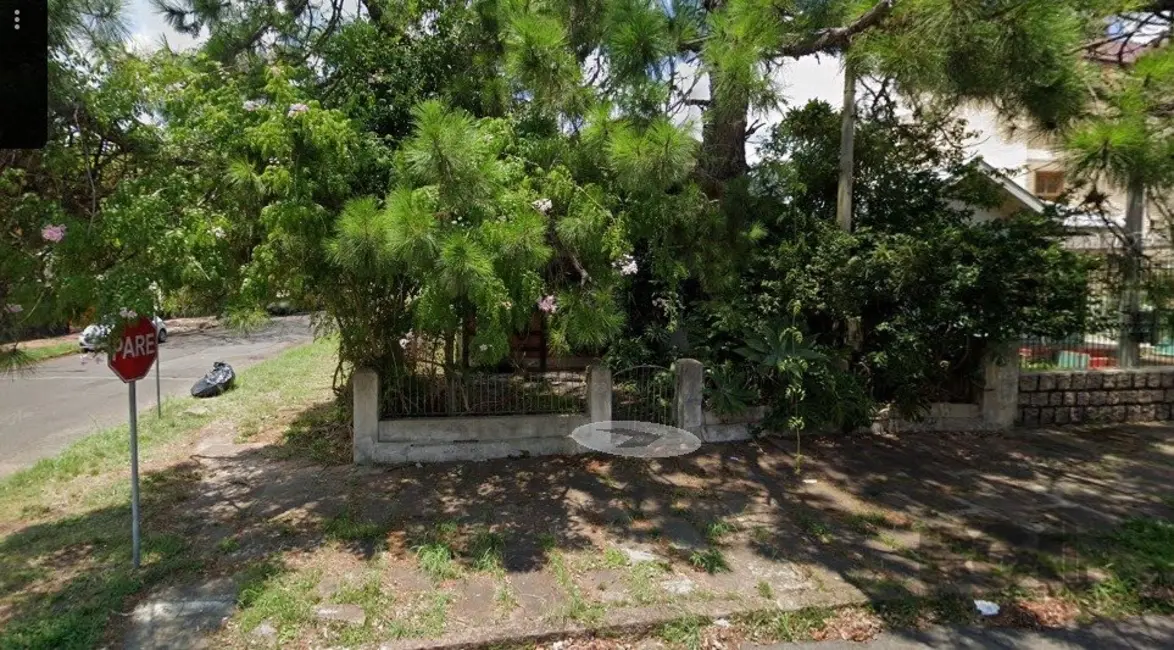 Foto 2 de Terreno / Lote à venda em Cristo Redentor, Porto Alegre - RS