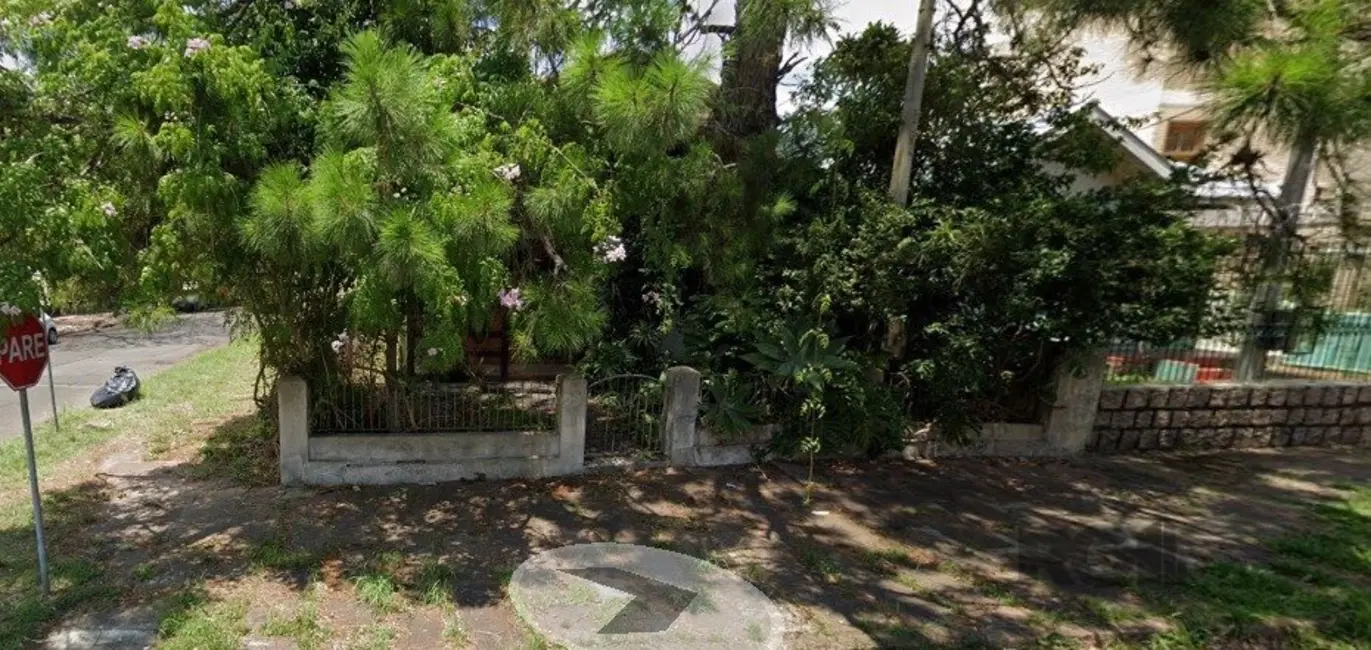 Foto 1 de Terreno / Lote à venda em Cristo Redentor, Porto Alegre - RS