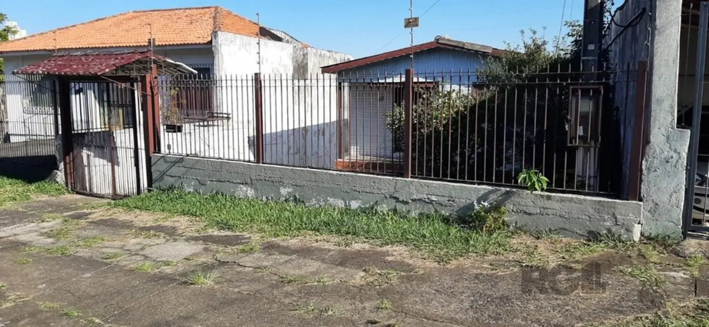 Foto 3 de Terreno / Lote à venda em Jardim Sabará, Porto Alegre - RS