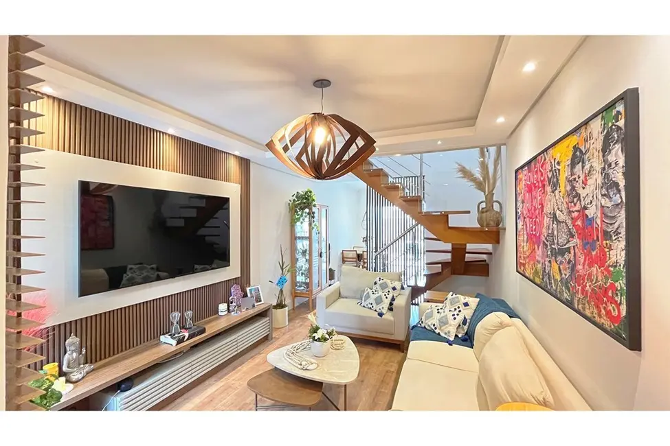 Foto 1 de Casa com 2 quartos à venda, 110m2 em Hípica, Porto Alegre - RS