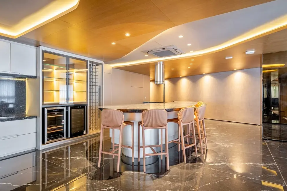 Apartamento com 4 quartos à venda, 379m2 em Bela Vista, Porto Alegre - RS - imagem 7 Foto 7 de Apartamento com 4 quartos à venda, 379m2 em Bela Vista, Porto Alegre - RS