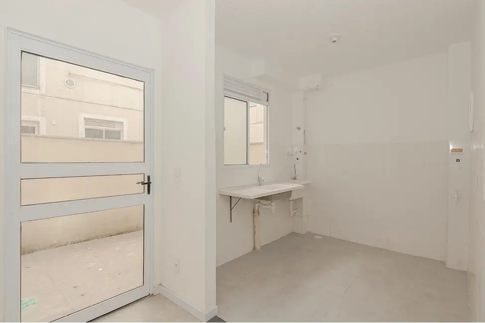 Apartamento com 2 quartos à venda, 51m2 em Restinga, Porto Alegre - RS - imagem 5 Foto 5 de Apartamento com 2 quartos à venda, 51m2 em Restinga, Porto Alegre - RS