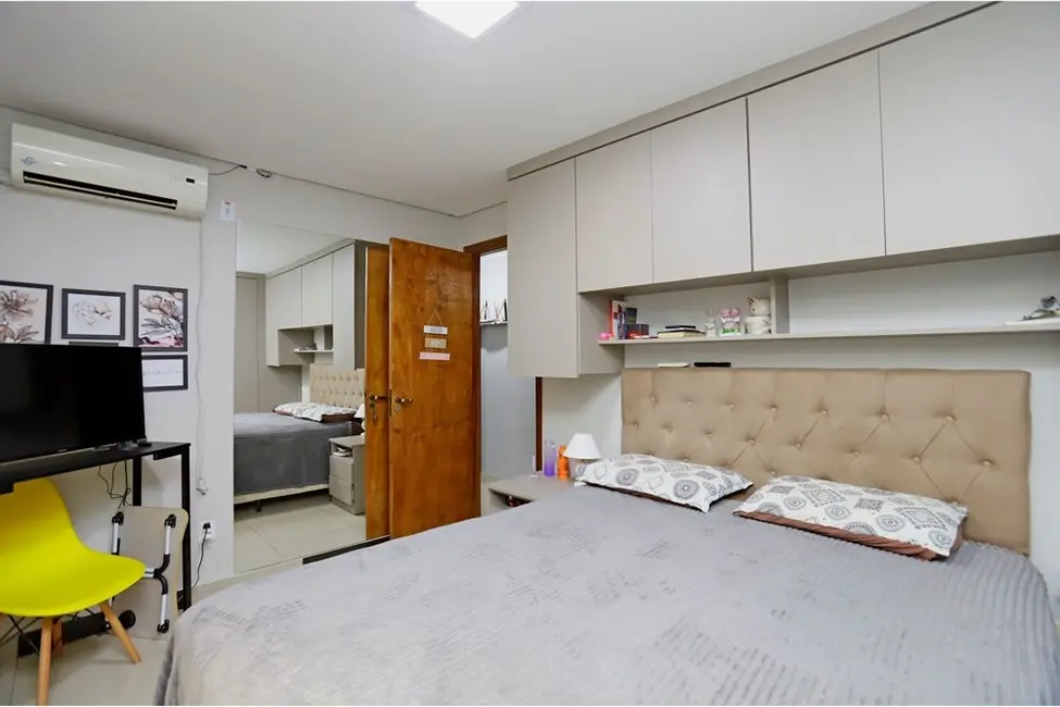 Casa com 3 quartos à venda, 54m2 em Rubem Berta, Porto Alegre - RS - imagem 9 Foto 9 de Casa com 3 quartos à venda, 54m2 em Rubem Berta, Porto Alegre - RS