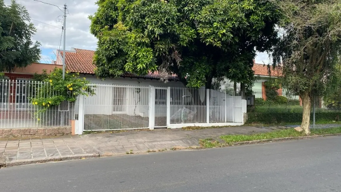 Foto 1 de Casa com 2 quartos à venda, 189m2 em Tristeza, Porto Alegre - RS