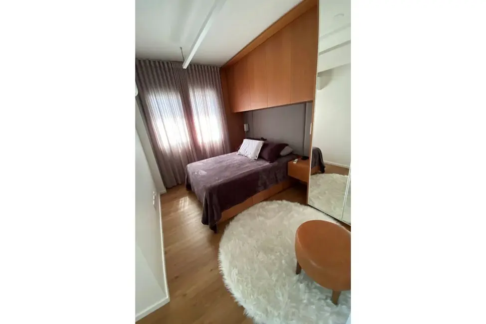 Foto 2 de Apartamento com 2 quartos à venda, 67m2 em Vila Ipiranga, Porto Alegre - RS