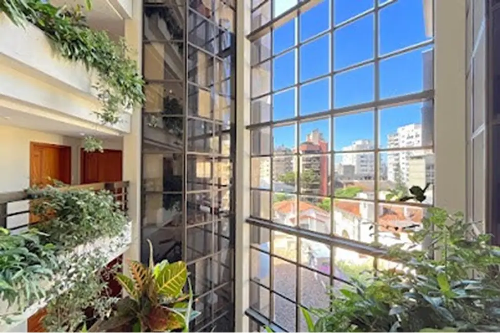 Foto 2 de Sala Comercial à venda, 46m2 em Moinhos de Vento, Porto Alegre - RS