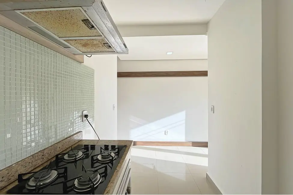 Foto 7 de Casa com 2 quartos à venda, 76m2 em Guarujá, Porto Alegre - RS