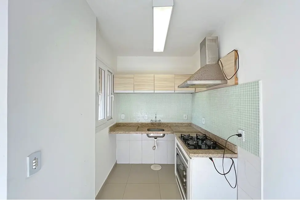 Foto 3 de Casa com 2 quartos à venda, 76m2 em Guarujá, Porto Alegre - RS