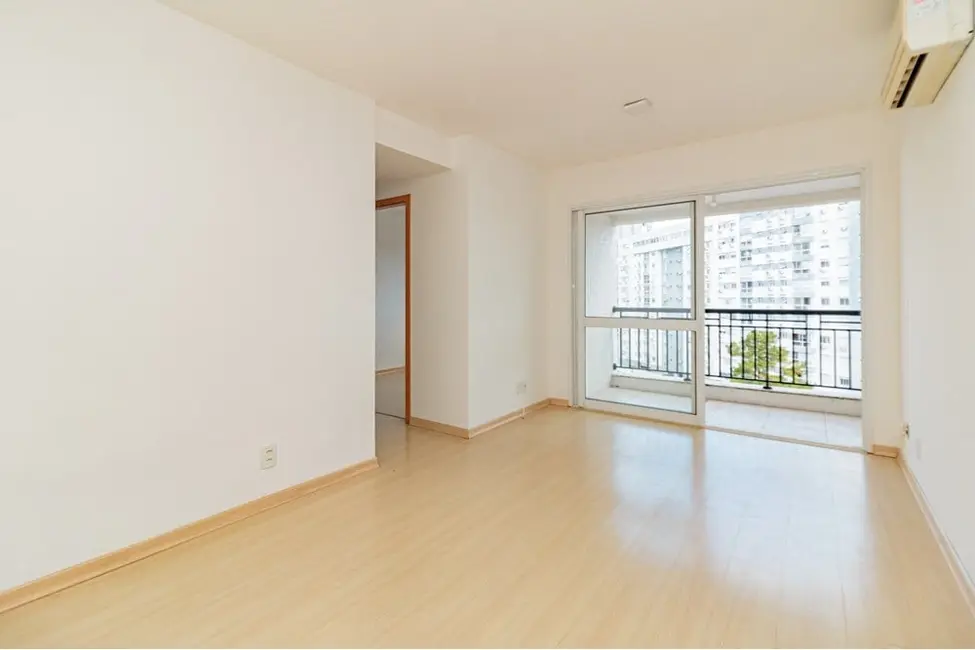 Foto 1 de Apartamento com 2 quartos à venda, 69m2 em Passo da Areia, Porto Alegre - RS