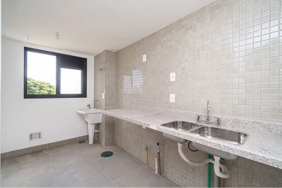 Apartamento com 3 quartos à venda, 101m2 em Menino Deus, Porto Alegre - RS - imagem 6 Foto 6 de Apartamento com 3 quartos à venda, 101m2 em Menino Deus, Porto Alegre - RS