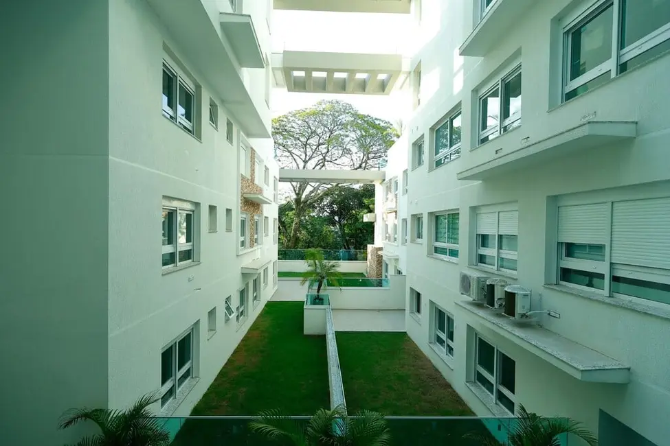 Apartamento com 3 quartos à venda, 114m2 em Menino Deus, Porto Alegre - RS - imagem 5 Foto 5 de Apartamento com 3 quartos à venda, 114m2 em Menino Deus, Porto Alegre - RS