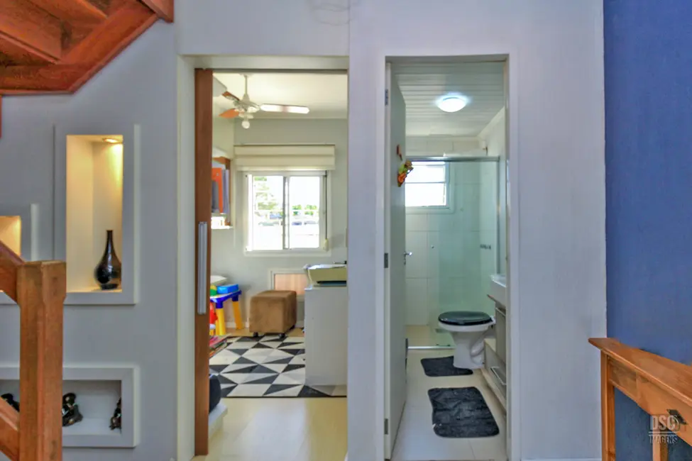 Foto 2 de Casa de Condomínio com 3 quartos à venda, 92m2 em Camaquã, Porto Alegre - RS