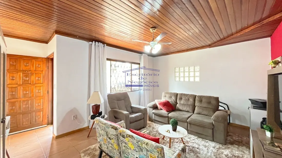 Foto 3 de Casa com 2 quartos à venda, 110m2 em Vila Nova, Porto Alegre - RS