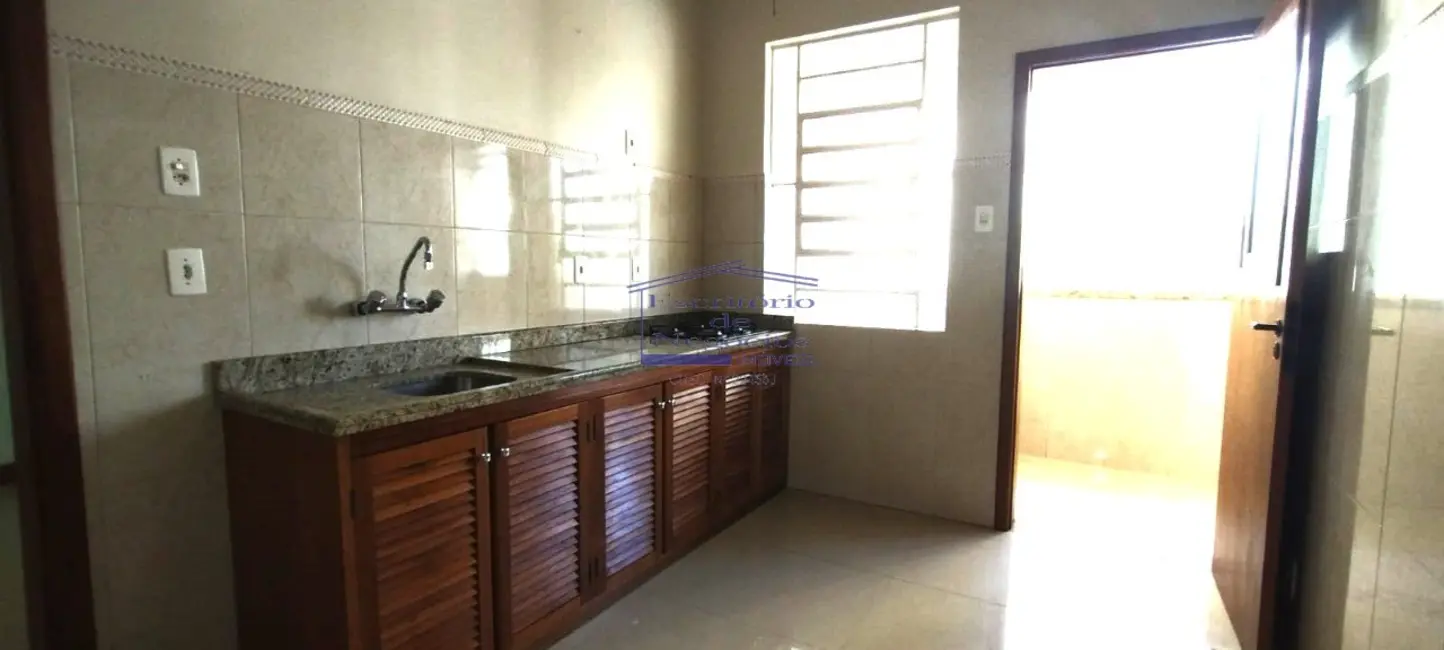 Apartamento com 3 quartos à venda e para alugar, 119m2 em Menino Deus, Porto Alegre - RS - imagem 6 Foto 6 de Apartamento com 3 quartos à venda e para alugar, 119m2 em Menino Deus, Porto Alegre - RS