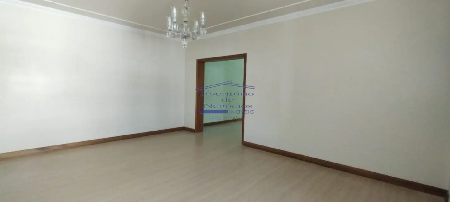 Apartamento com 3 quartos à venda e para alugar, 119m2 em Menino Deus, Porto Alegre - RS - imagem 5 Foto 5 de Apartamento com 3 quartos à venda e para alugar, 119m2 em Menino Deus, Porto Alegre - RS