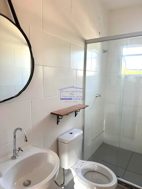 Foto 4 de Casa de Condomínio com 2 quartos para alugar, 58m2 em Vila Nova, Porto Alegre - RS