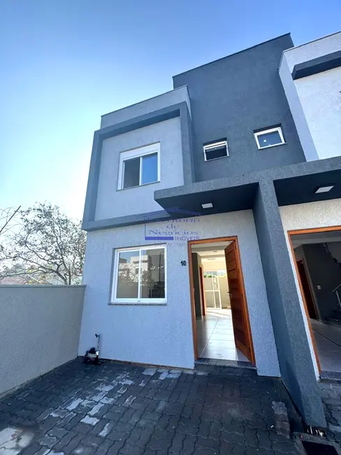 Foto 1 de Casa de Condomínio com 2 quartos para alugar, 58m2 em Vila Nova, Porto Alegre - RS