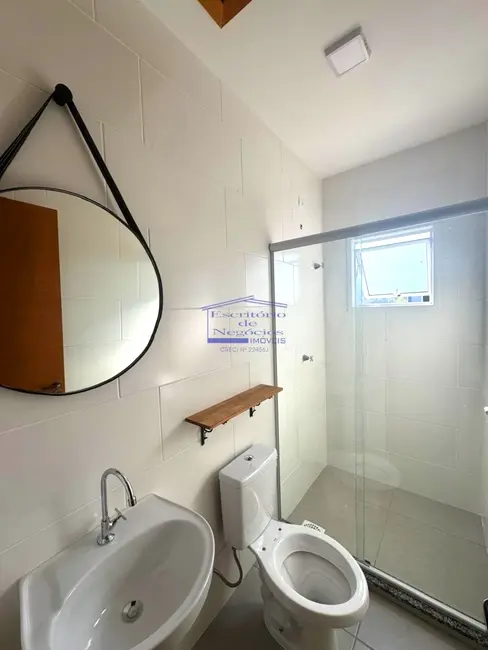 Foto 3 de Casa de Condomínio com 2 quartos para alugar, 58m2 em Vila Nova, Porto Alegre - RS