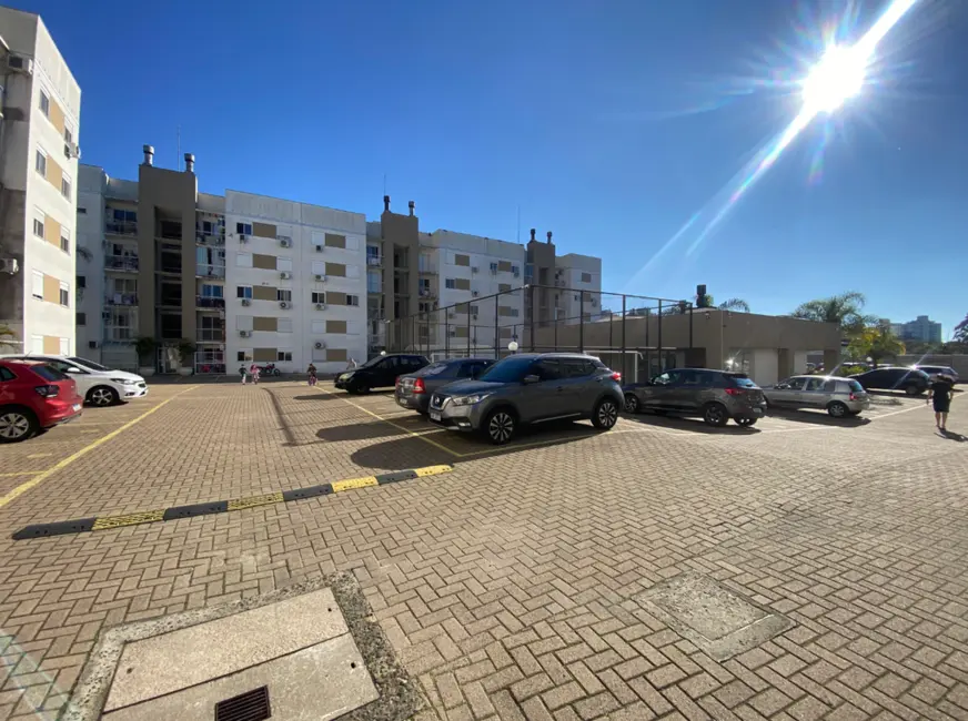 Foto 1 de Apartamento com 2 quartos à venda, 50m2 em Vila Nova, Porto Alegre - RS
