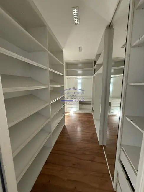 Casa com 3 quartos à venda, 397m2 em Lomba do Pinheiro, Porto Alegre - RS - imagem 7 Foto 7 de Casa com 3 quartos à venda, 397m2 em Lomba do Pinheiro, Porto Alegre - RS