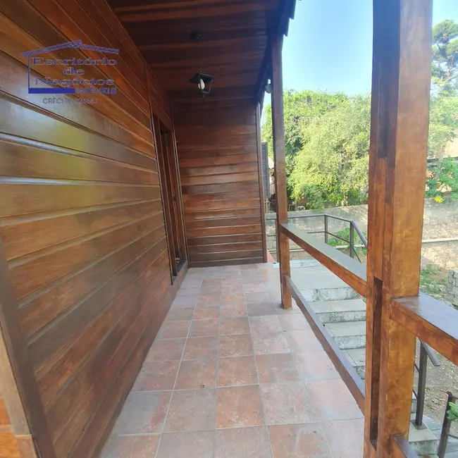 Foto 3 de Casa com 3 quartos para alugar, 200m2 em Vila Nova, Porto Alegre - RS