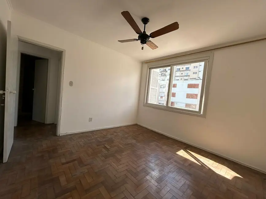 Apartamento com 2 quartos à venda, 59m2 em Menino Deus, Porto Alegre - RS - imagem 2 Foto 2 de Apartamento com 2 quartos à venda, 59m2 em Menino Deus, Porto Alegre - RS