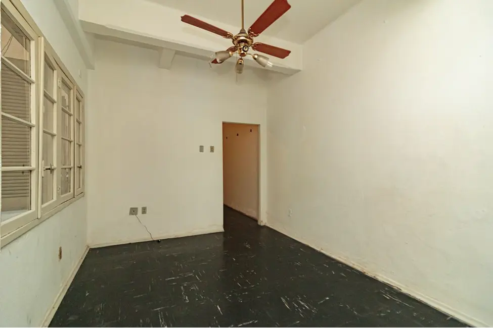 Foto 2 de Apartamento com 2 quartos à venda, 50m2 em Centro Histórico, Porto Alegre - RS