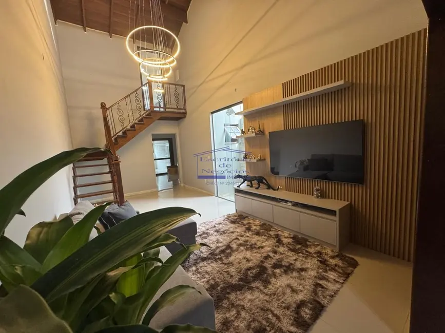 Foto 1 de Casa com 1 quarto à venda, 150m2 em Hípica, Porto Alegre - RS