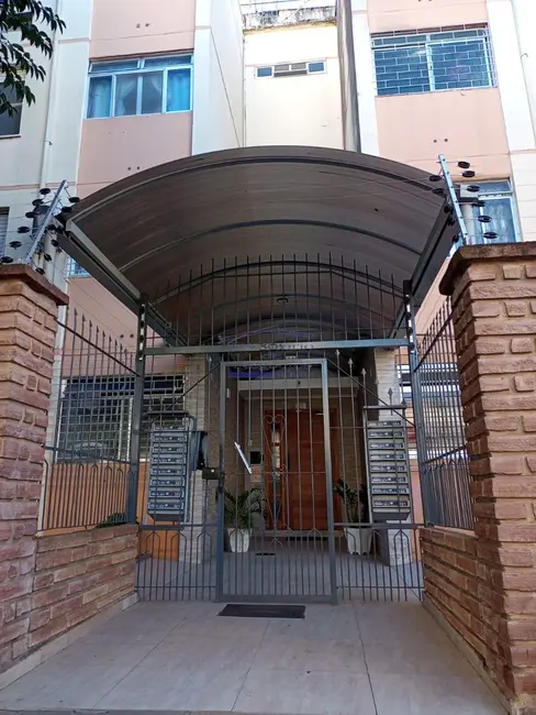 Foto 2 de Apartamento com 2 quartos à venda, 47m2 em Cavalhada, Porto Alegre - RS