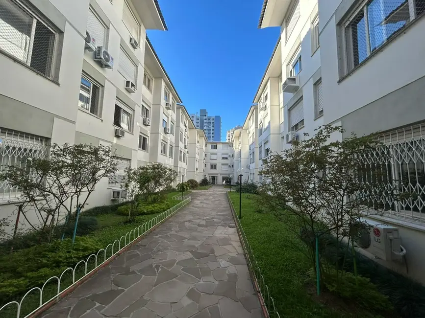 Foto 4 de Apartamento com 2 quartos à venda, 62m2 em Menino Deus, Porto Alegre - RS