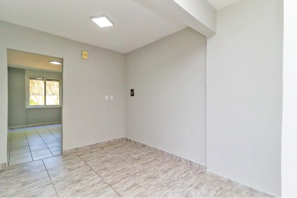 Foto 2 de Apartamento com 3 quartos à venda, 67m2 em Cavalhada, Porto Alegre - RS