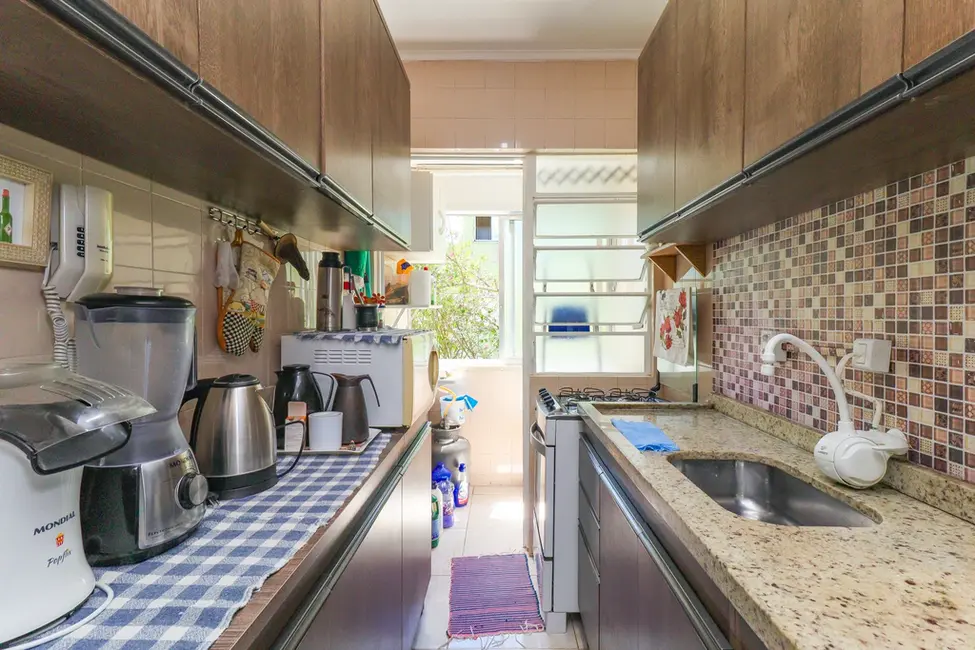 Foto 2 de Apartamento com 2 quartos à venda, 61m2 em Camaquã, Porto Alegre - RS