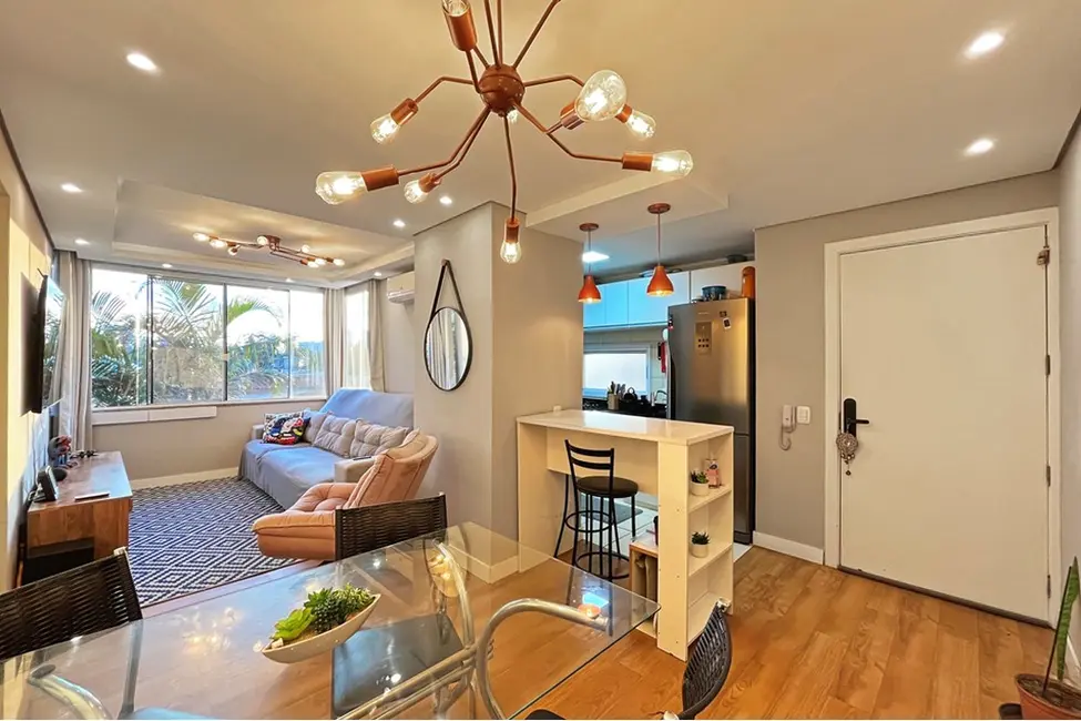 Foto 1 de Apartamento com 2 quartos à venda, 67m2 em Camaquã, Porto Alegre - RS