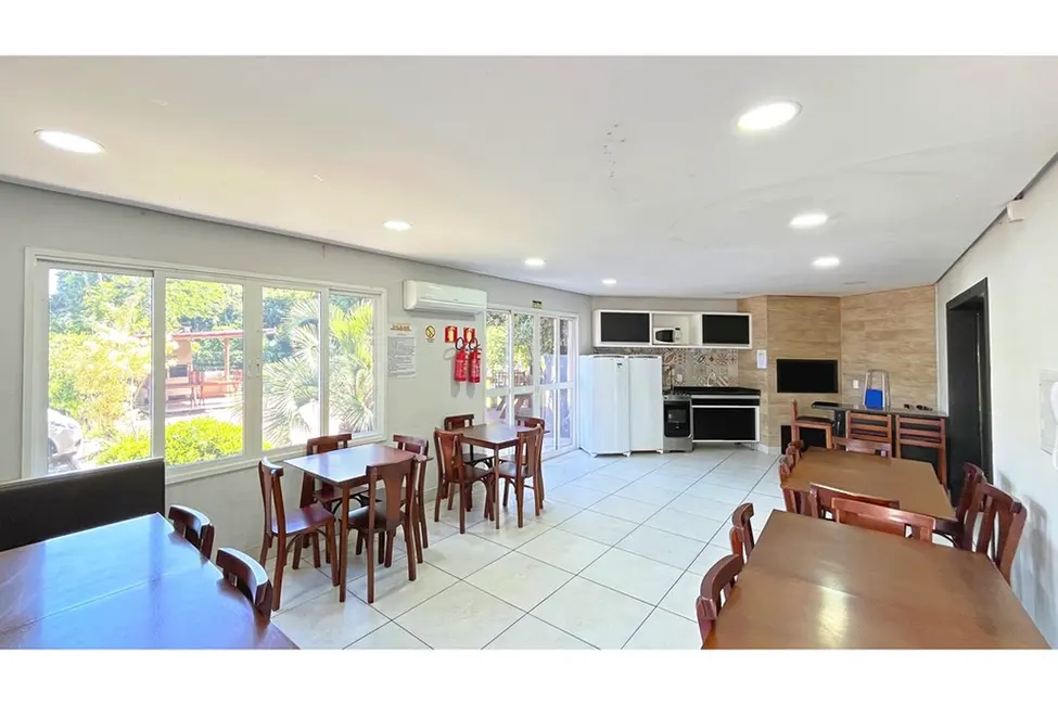 Foto 6 de Apartamento com 2 quartos à venda, 56m2 em Cavalhada, Porto Alegre - RS