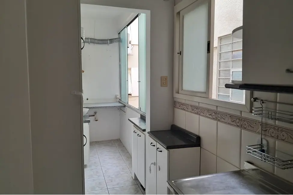 Foto 8 de Apartamento com 2 quartos à venda, 76m2 em Menino Deus, Porto Alegre - RS