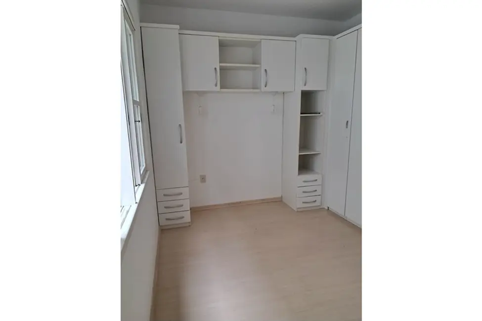 Foto 2 de Apartamento com 2 quartos à venda, 76m2 em Menino Deus, Porto Alegre - RS